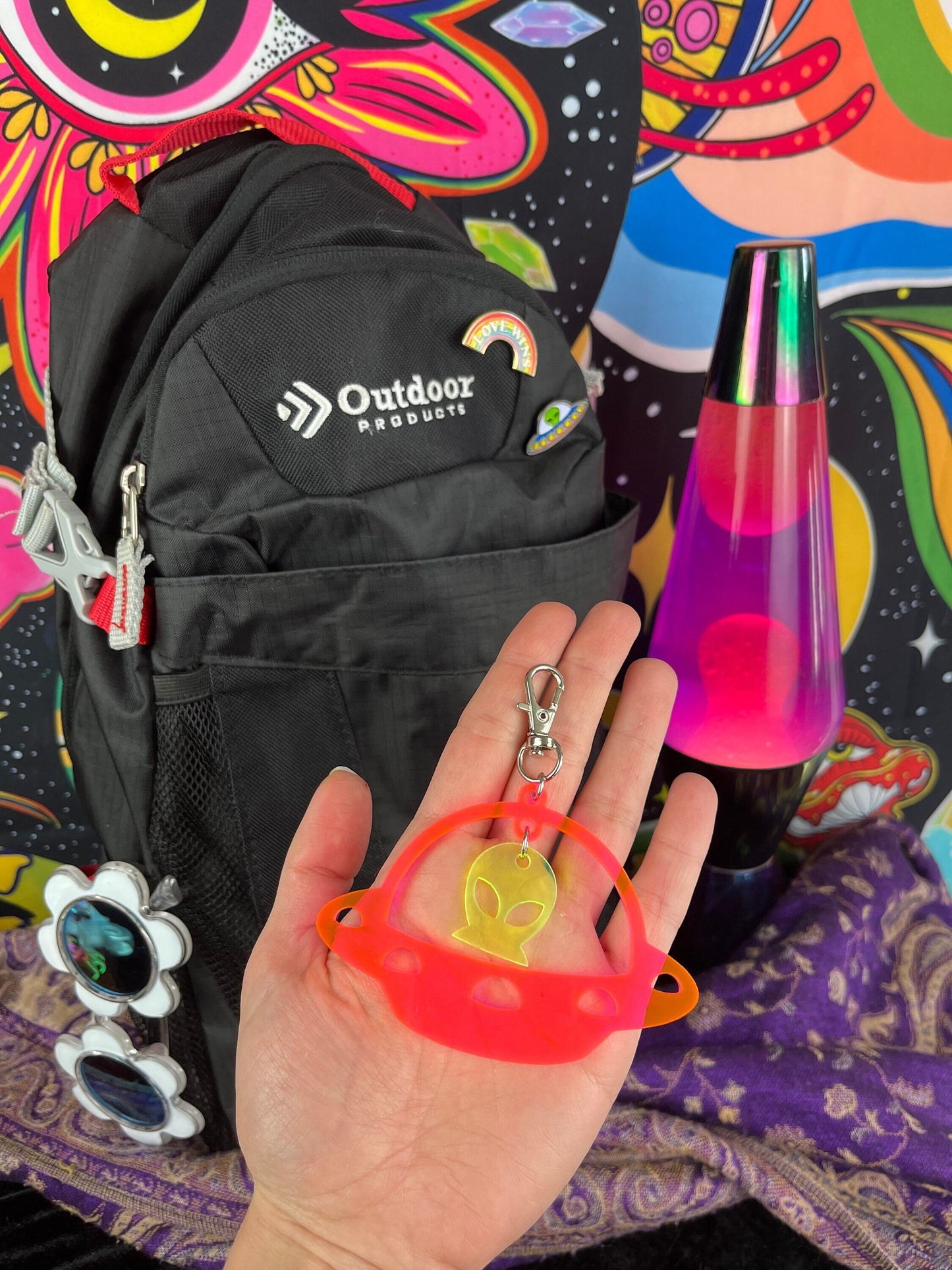 Alien UFO GlowClip Accessory