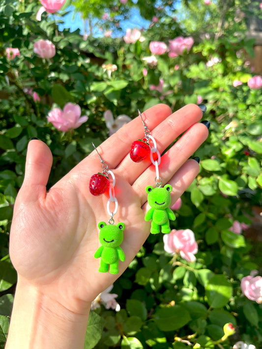 Froggy Earrings